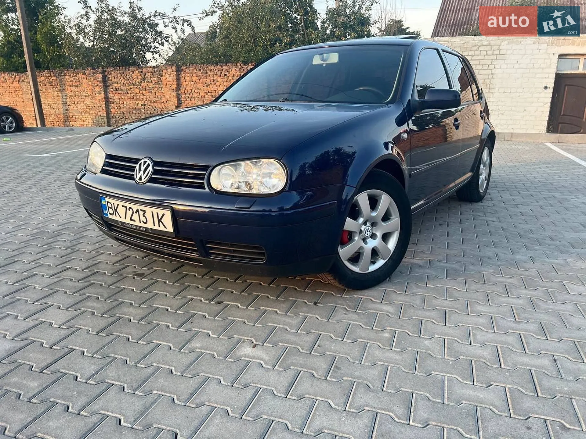 Volkswagen Golf, 2003