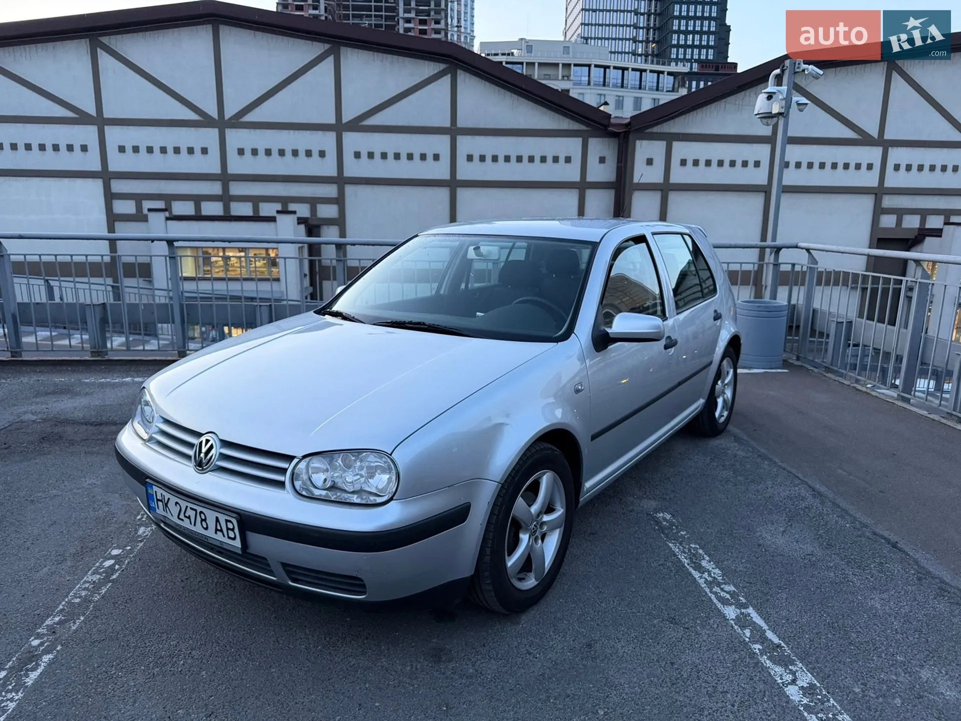 Volkswagen Golf, 2000