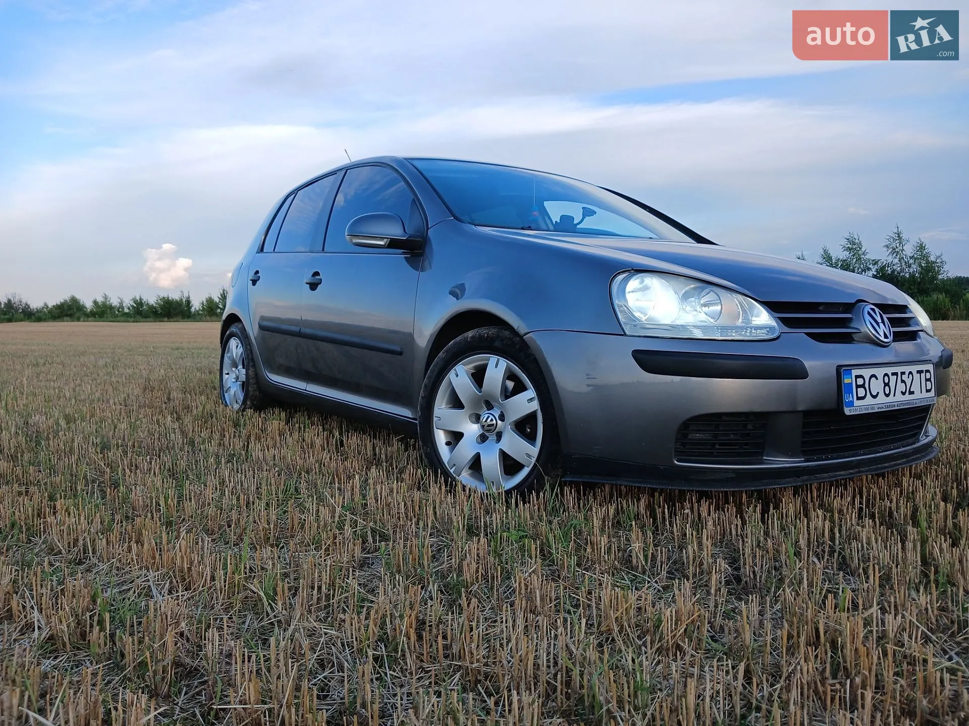 Volkswagen Golf, 2005