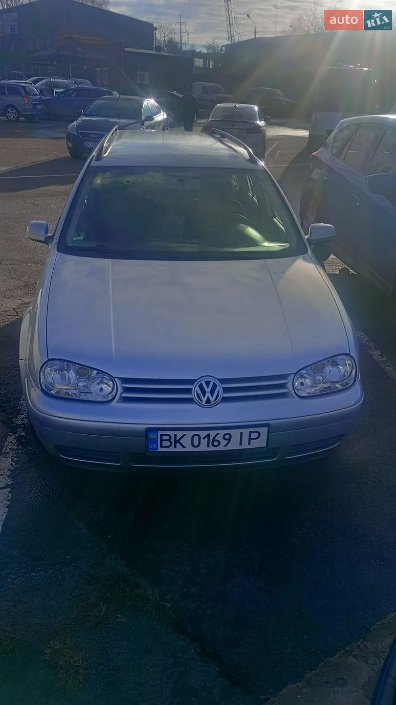 Volkswagen Golf, 2003