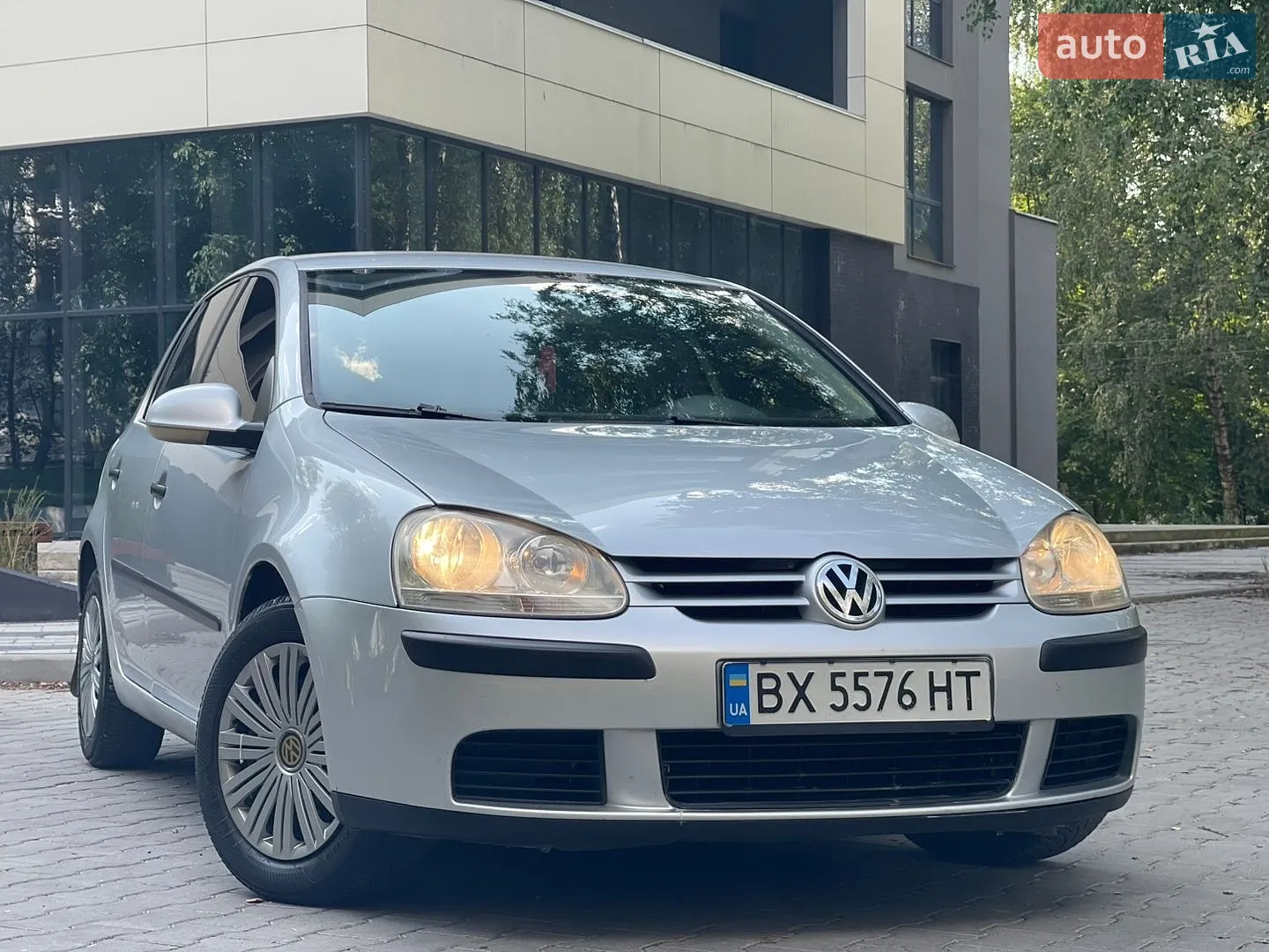 Volkswagen Golf, 2004