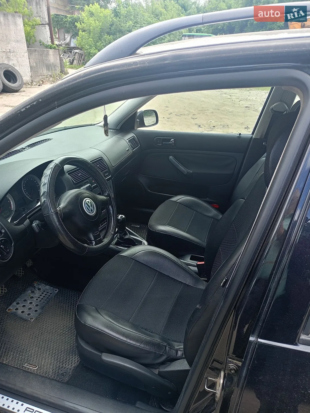 Volkswagen Golf, 2004