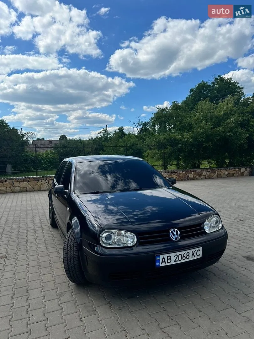 Volkswagen Golf, 2001