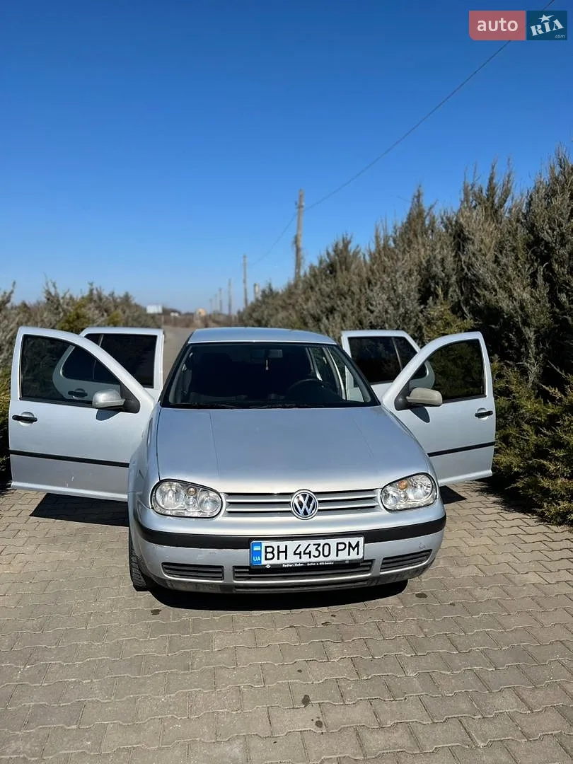 Volkswagen Golf, 1999