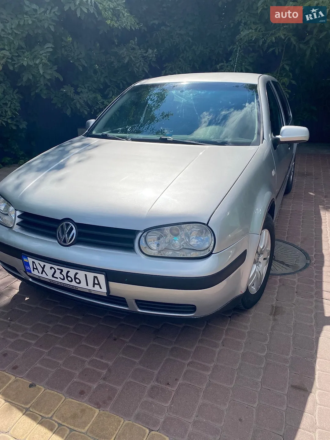 Volkswagen Golf, 2001