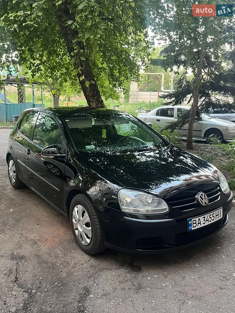 Volkswagen Golf, 2003