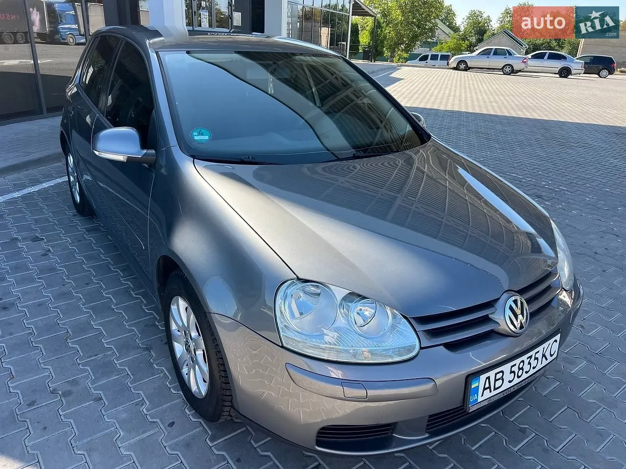 Volkswagen Golf, 2005