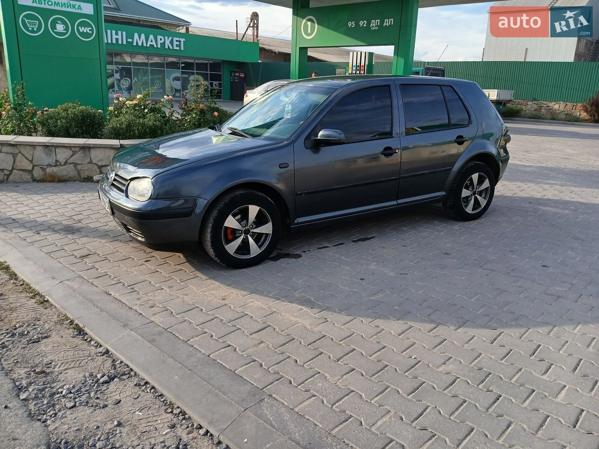 Volkswagen Golf, 1999