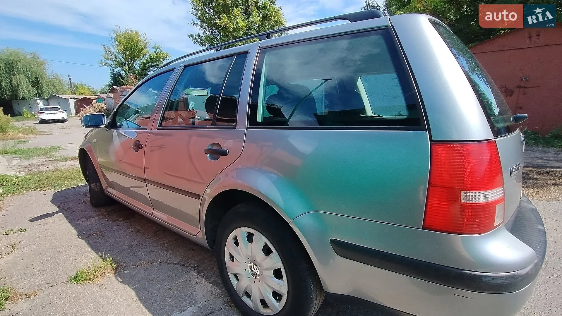 Volkswagen Golf, 2003