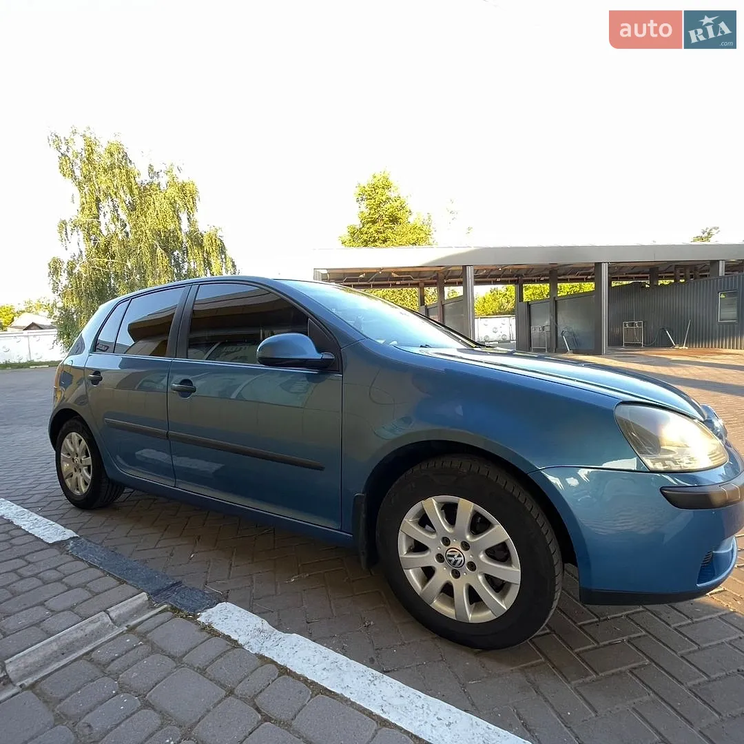 Volkswagen Golf, 2003