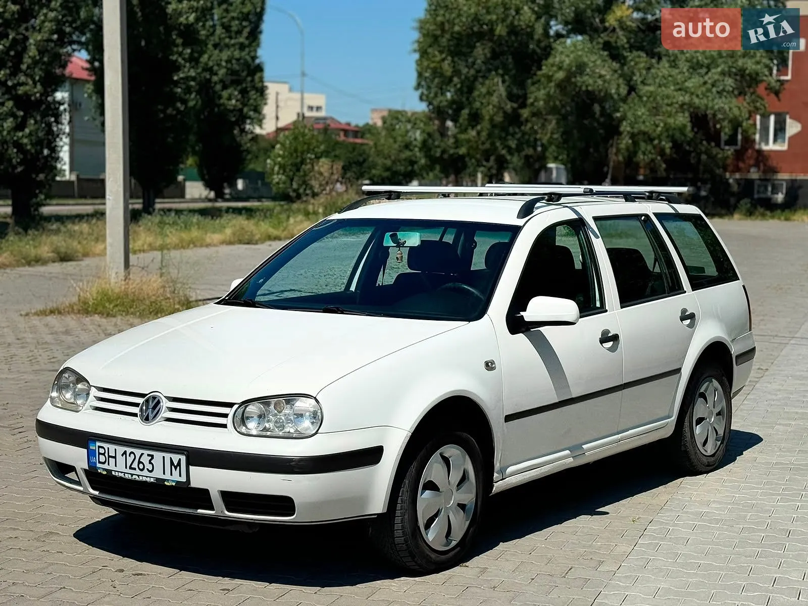 Volkswagen Golf, 2000