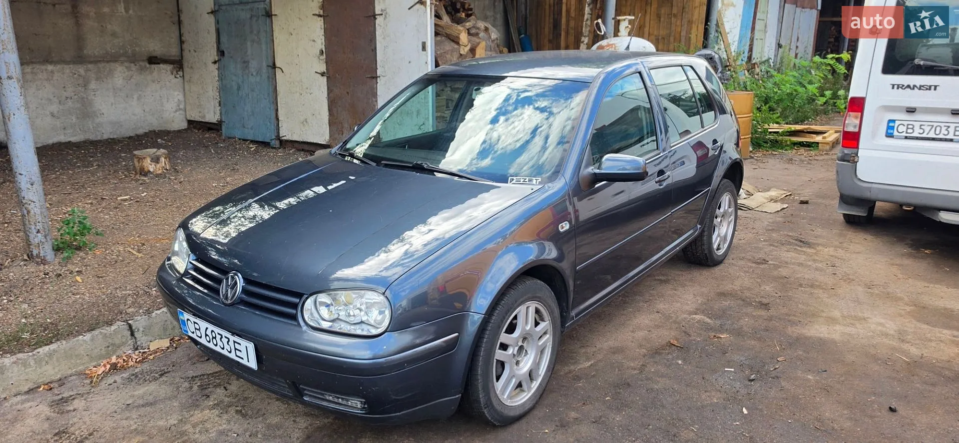 Volkswagen Golf, 2001