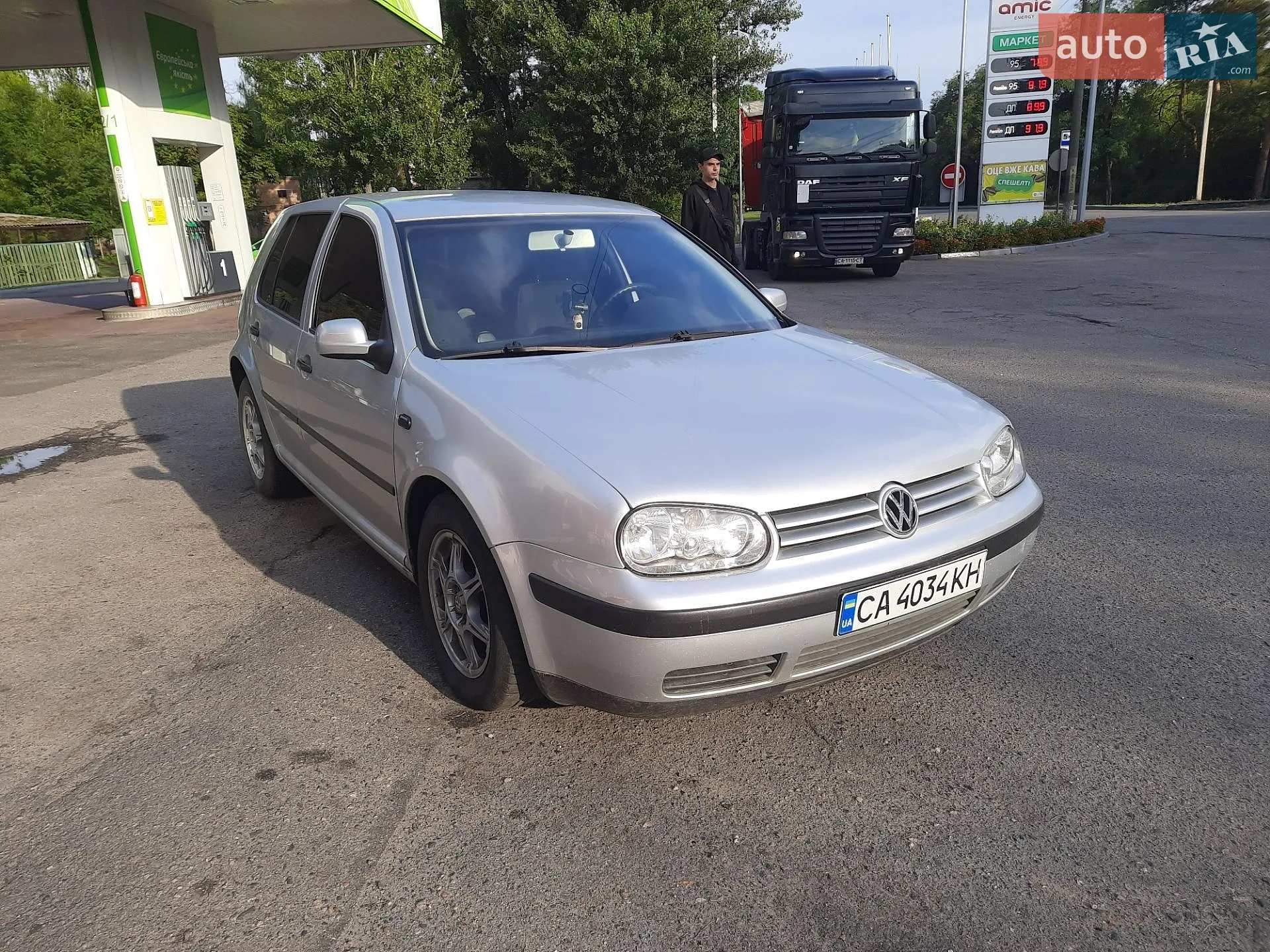 Volkswagen Golf, 2002