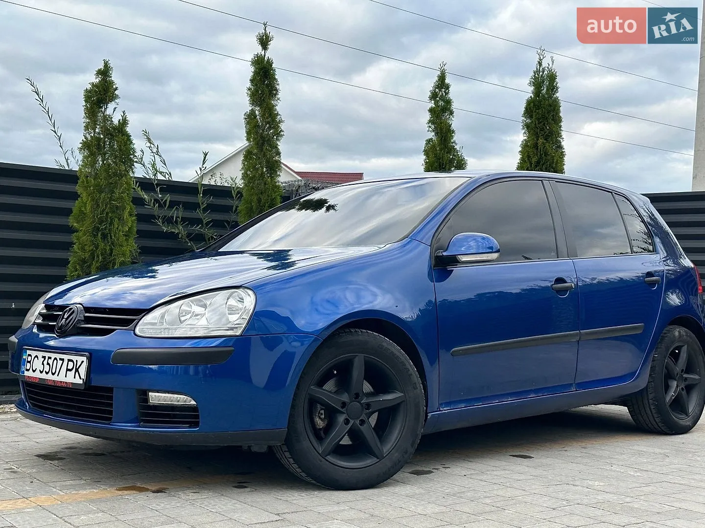 Volkswagen Golf, 2004
