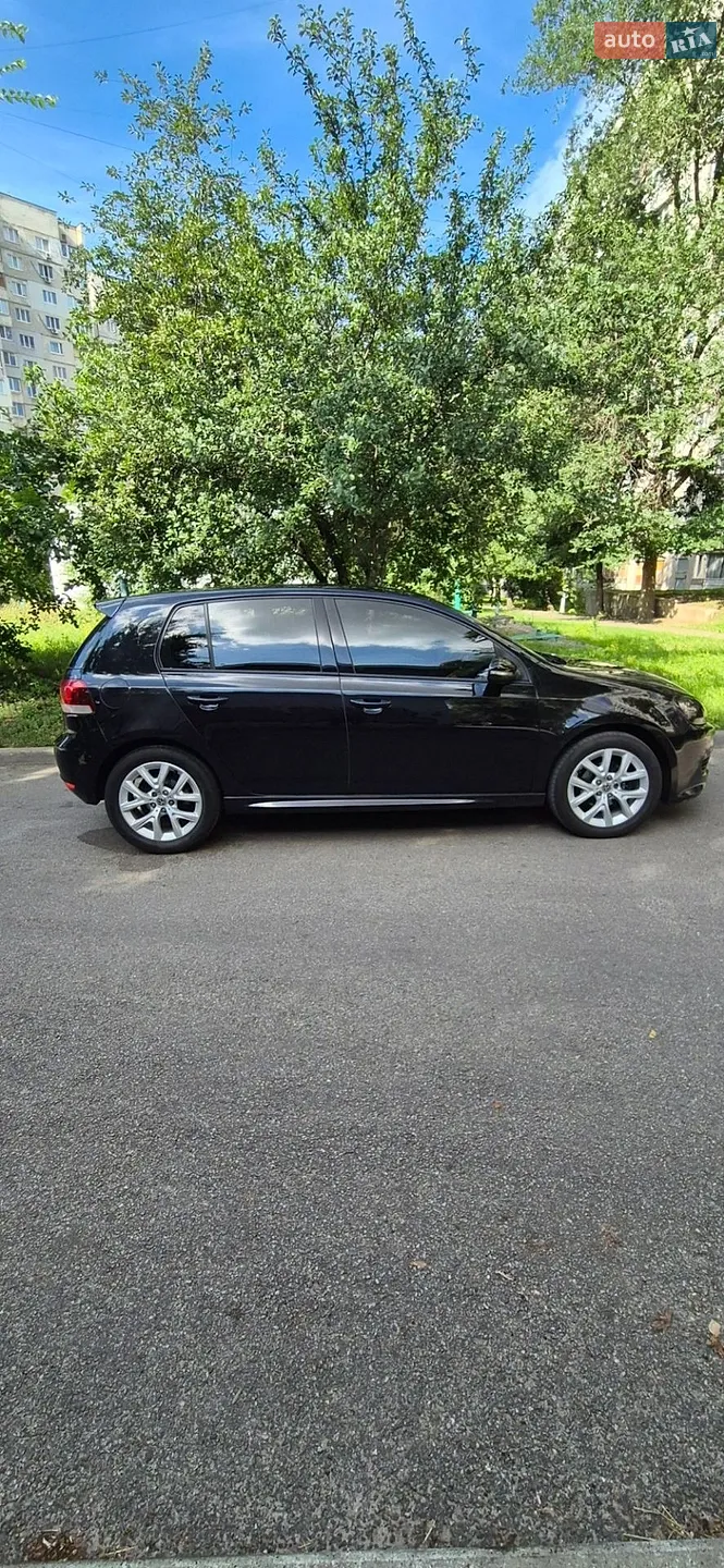 Volkswagen Golf, 2011