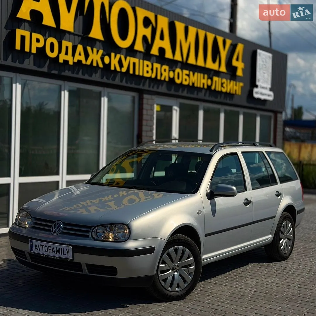 Volkswagen Golf, 2000