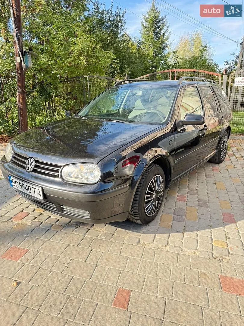 Volkswagen Golf, 2001
