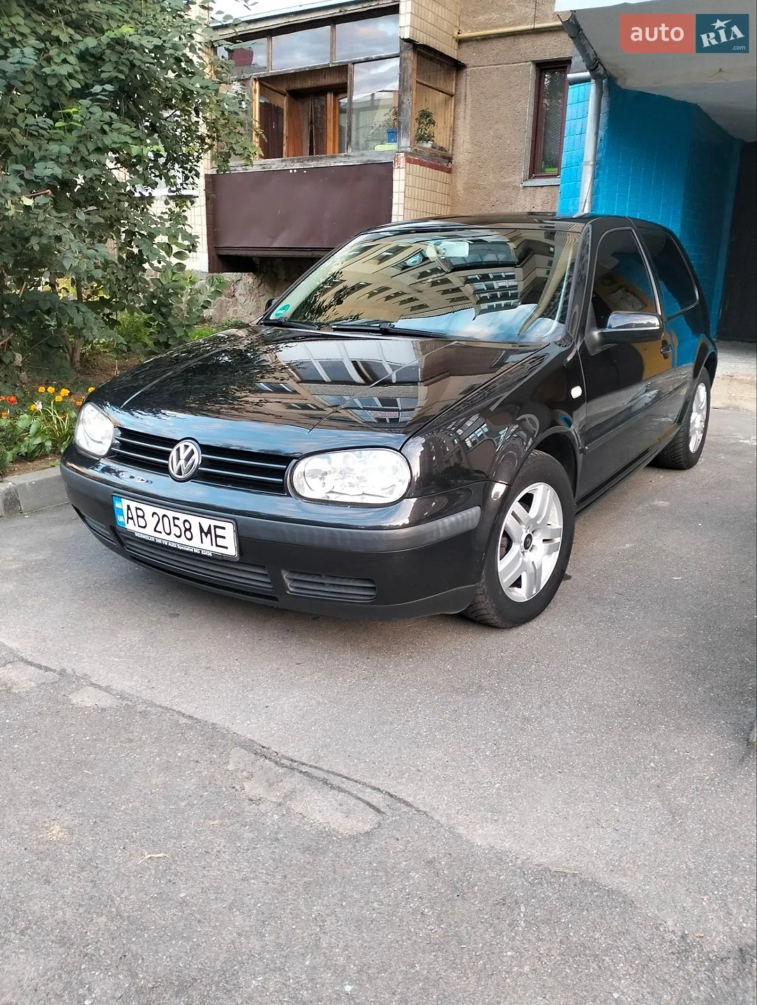 Volkswagen Golf, 2002