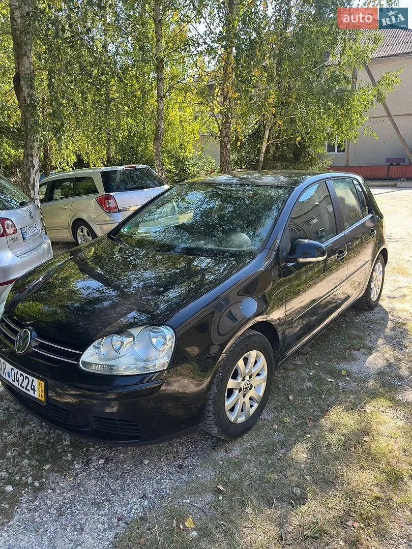 Volkswagen Golf, 2005
