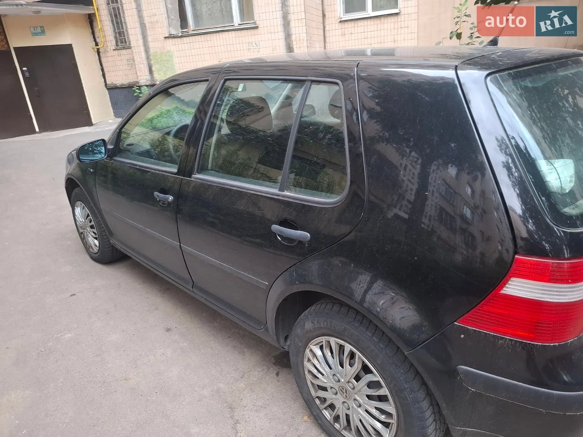 Volkswagen Golf, 2003