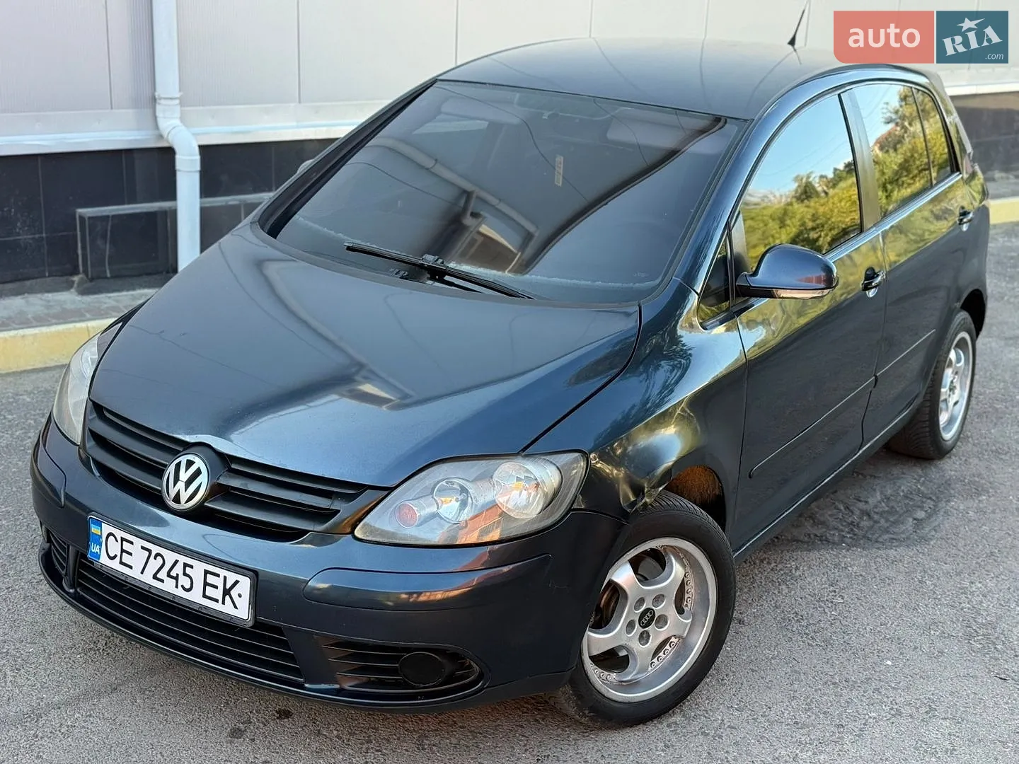 Volkswagen Golf, 2005