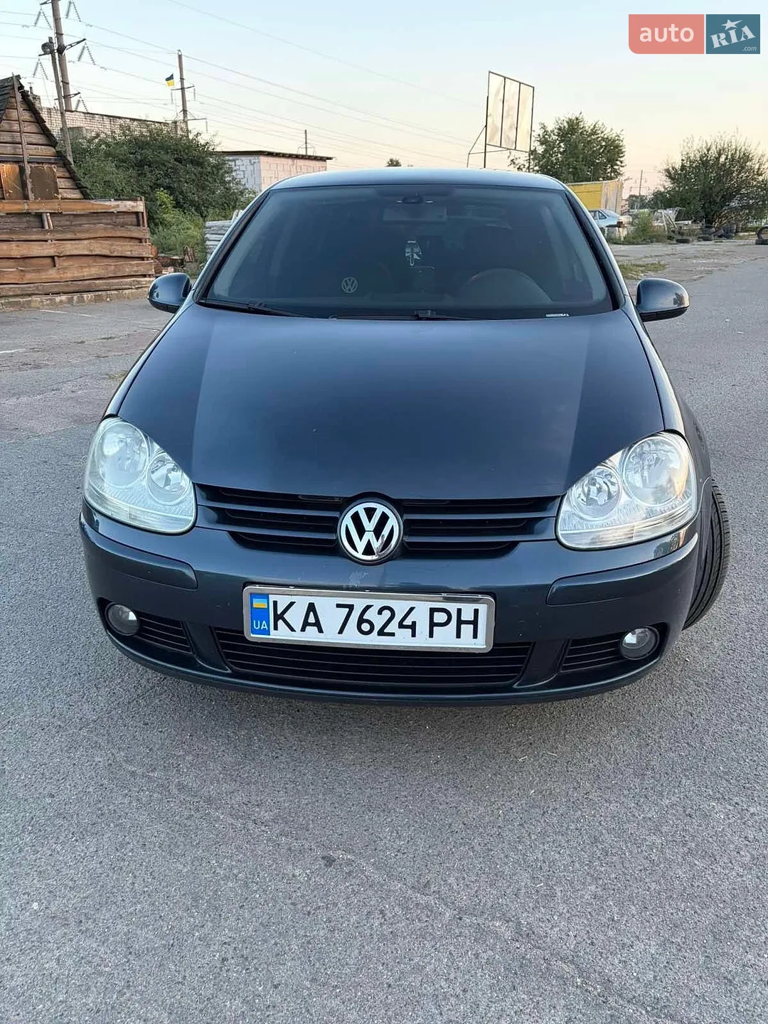 Volkswagen Golf, 2005