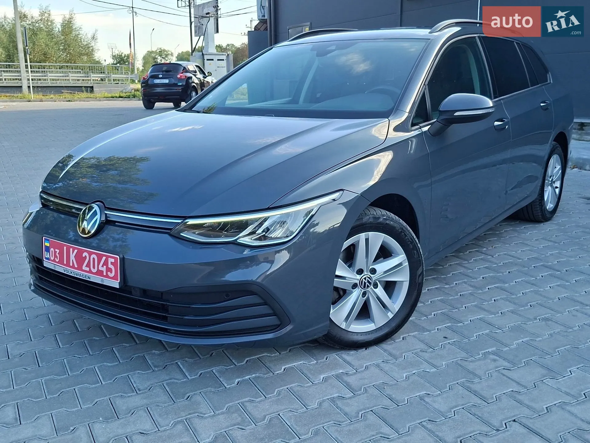 Volkswagen Golf, 2023