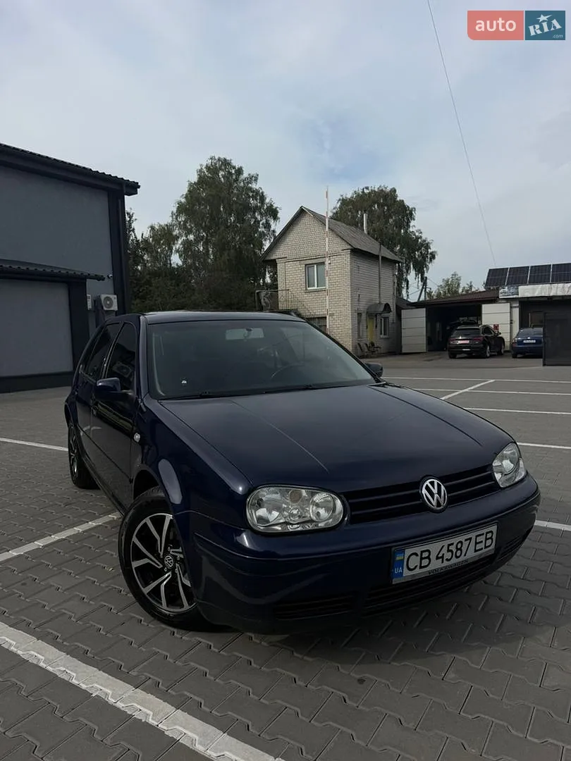 Volkswagen Golf, 2003
