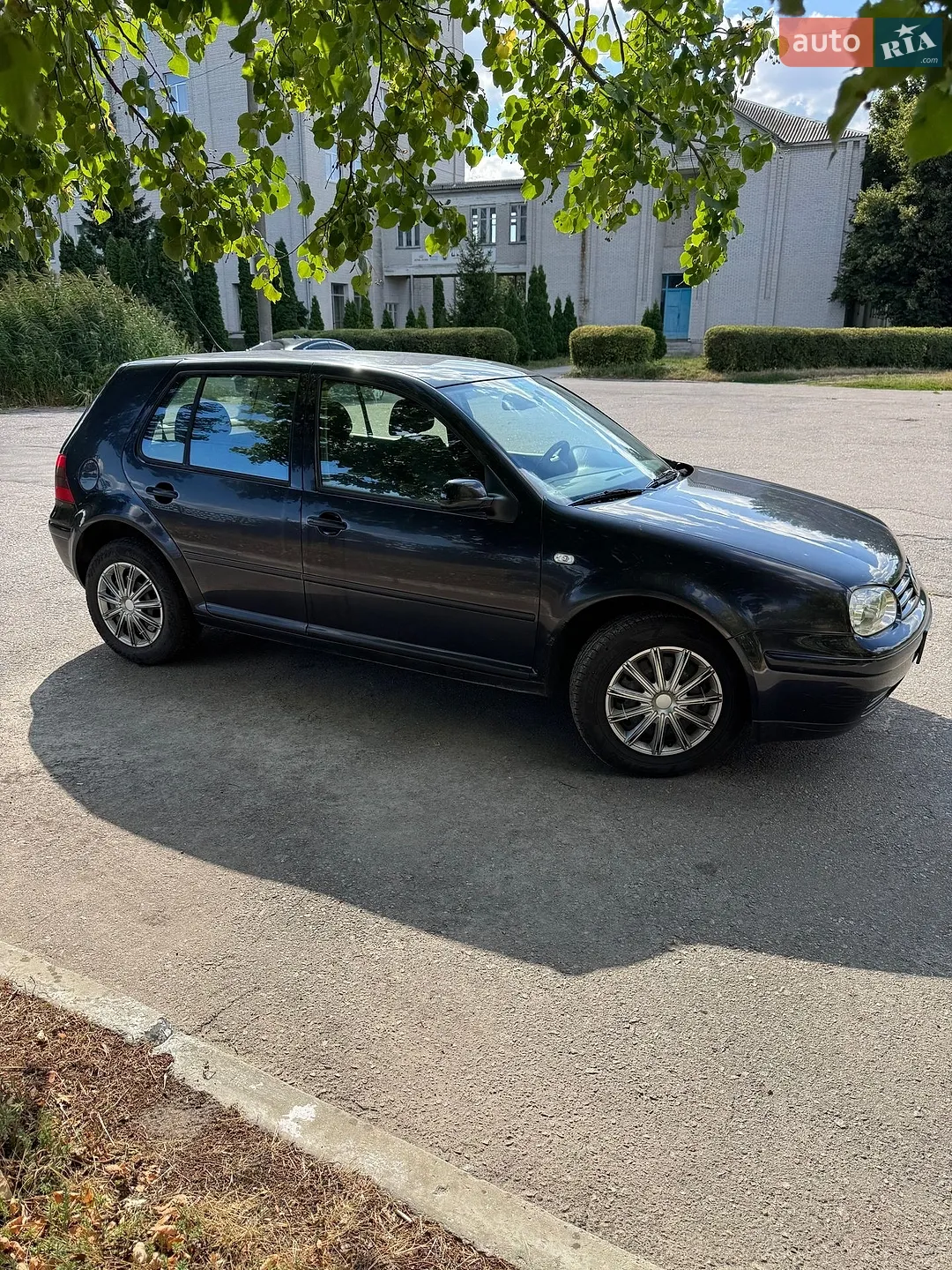 Volkswagen Golf, 2002