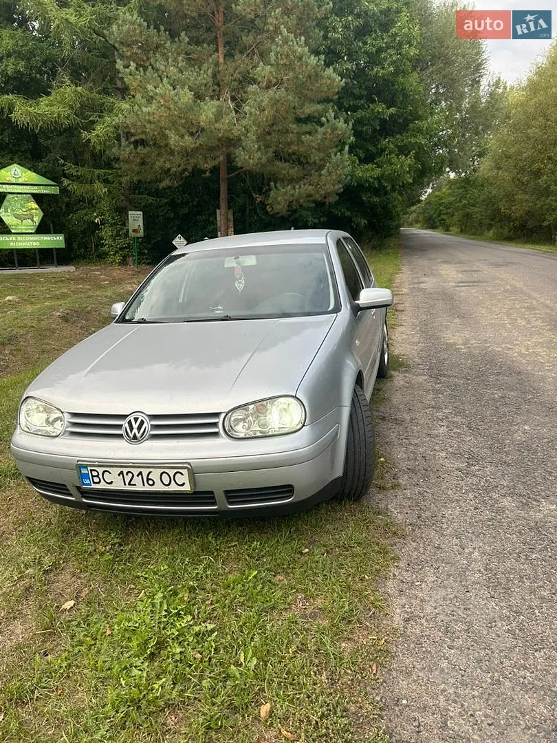 Volkswagen Golf, 2003
