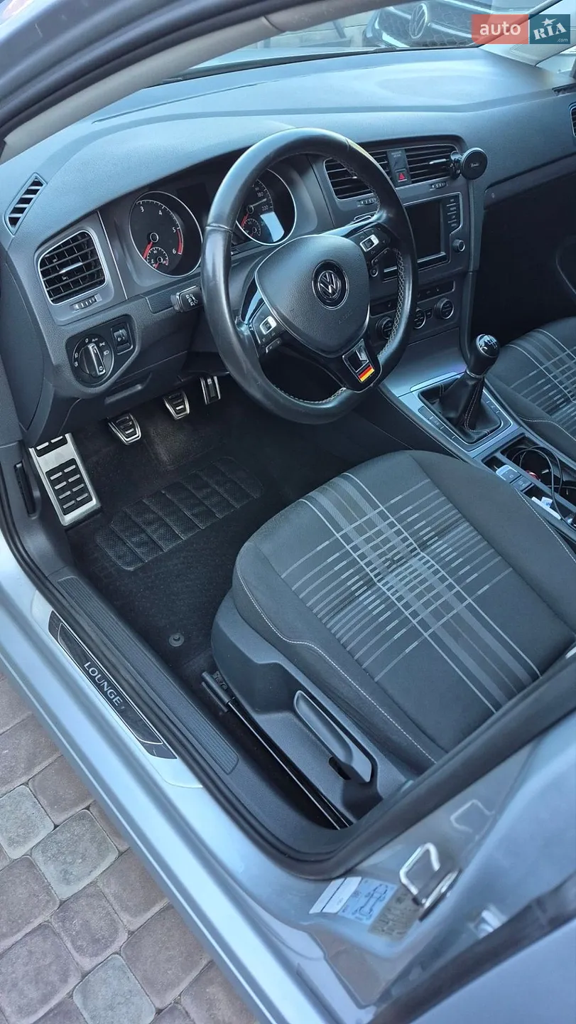 Volkswagen Golf, 2015