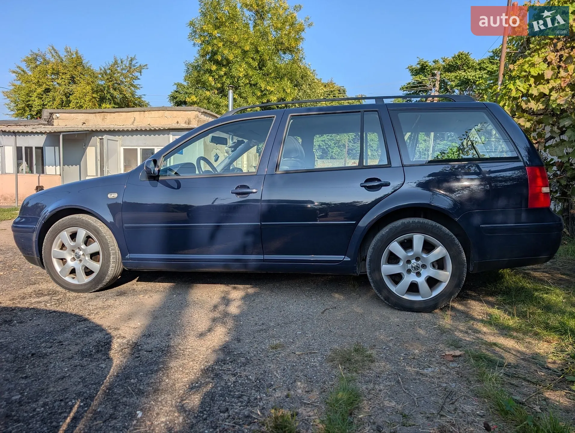Volkswagen Golf, 2003