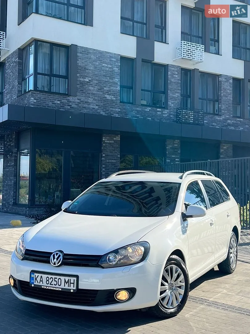 Volkswagen Golf, 2011