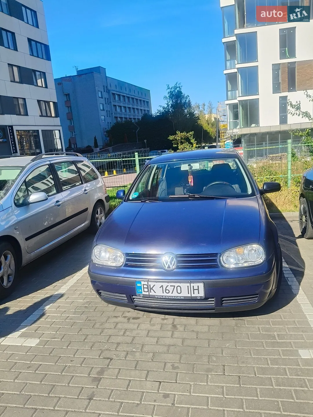Volkswagen Golf, 2000