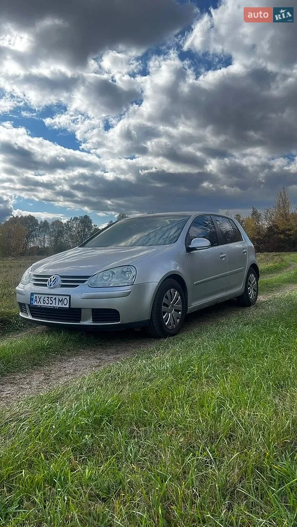 Volkswagen Golf, 2005