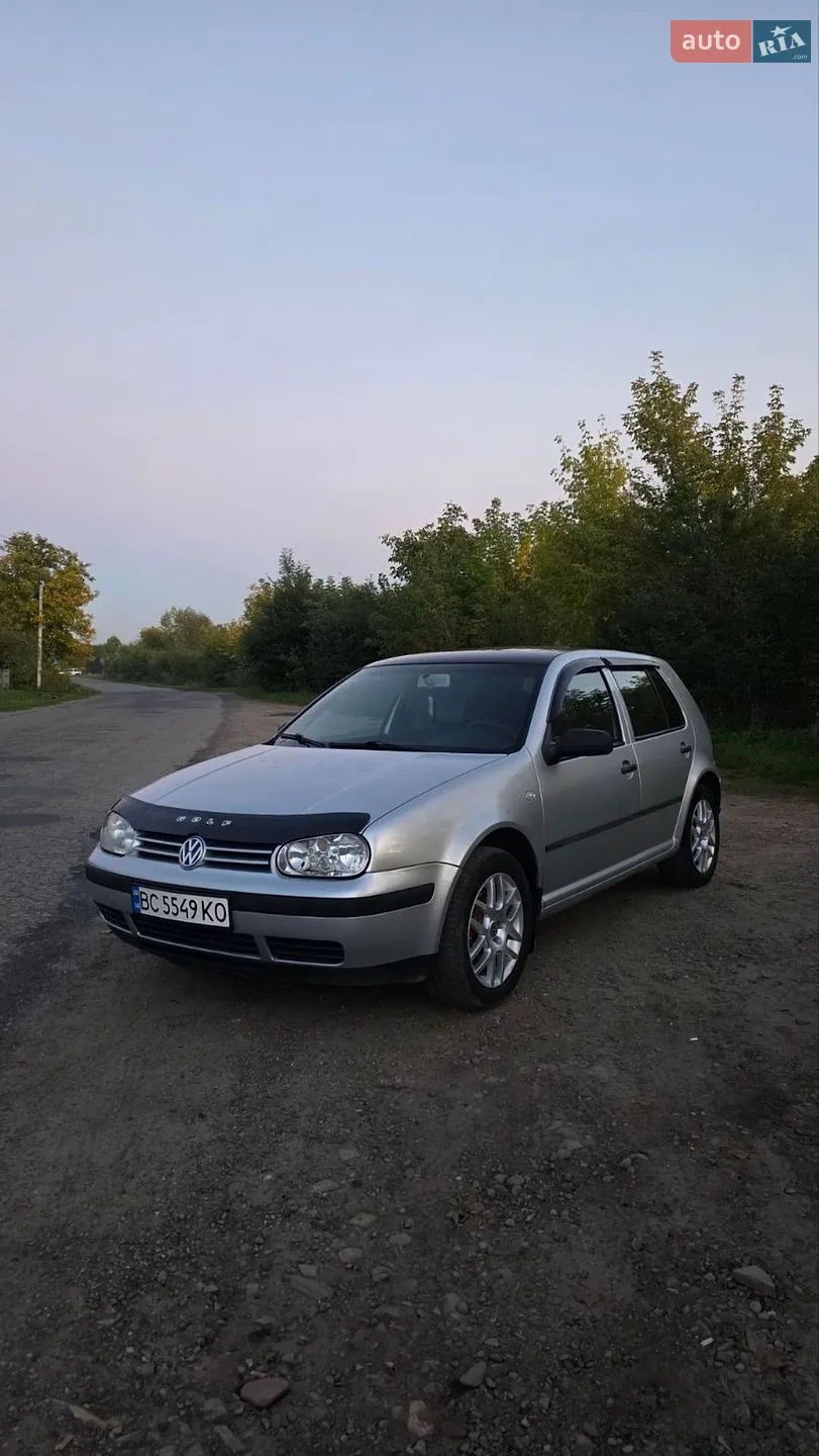 Volkswagen Golf, 2002