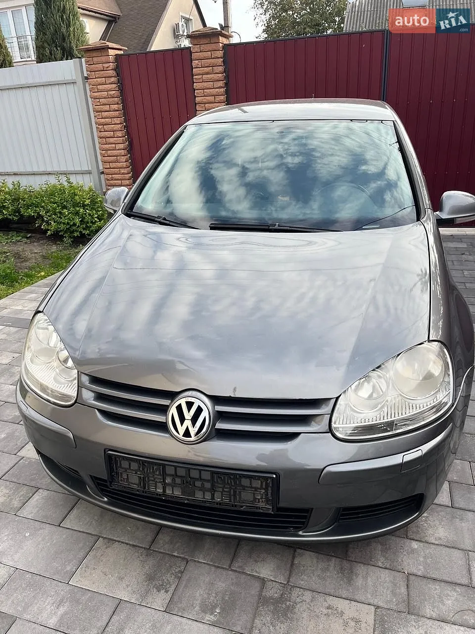 Volkswagen Golf, 2005