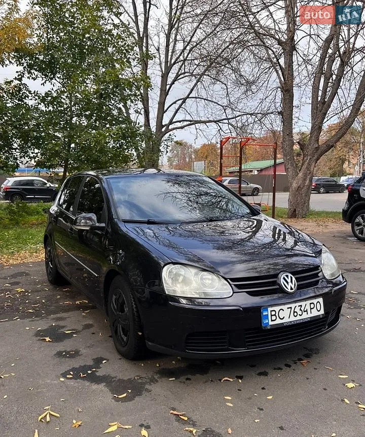 Volkswagen Golf, 2005