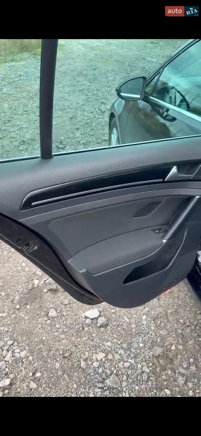 Volkswagen Golf, 2016