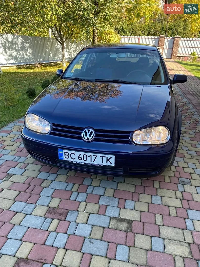 Volkswagen Golf, 2001