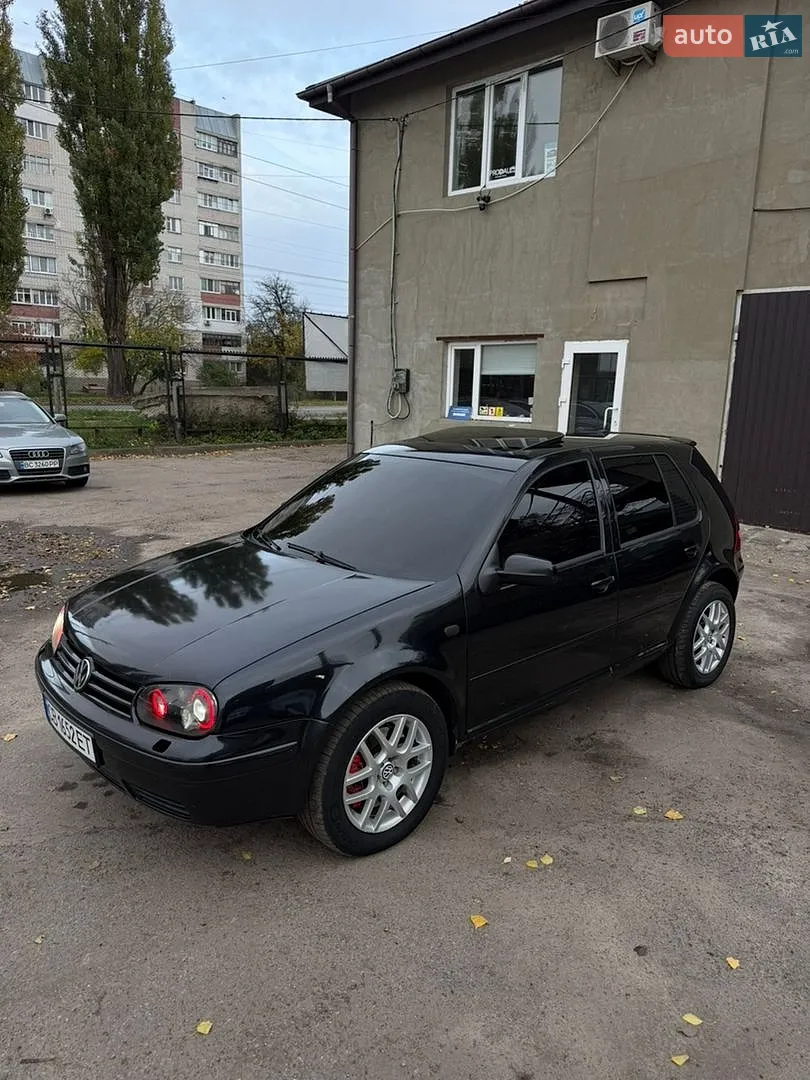 Volkswagen Golf, 2002
