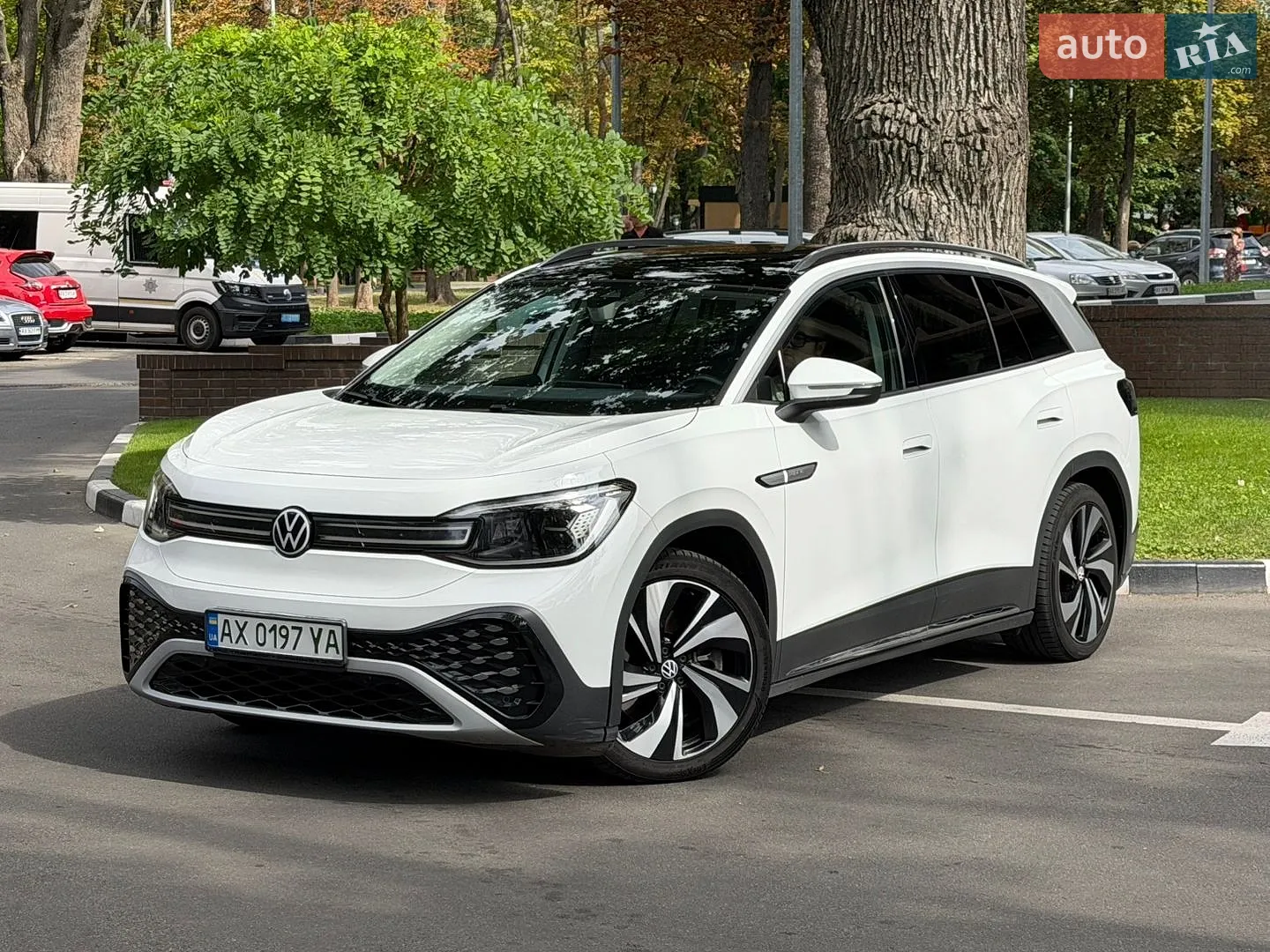 Volkswagen ID.6, 2022