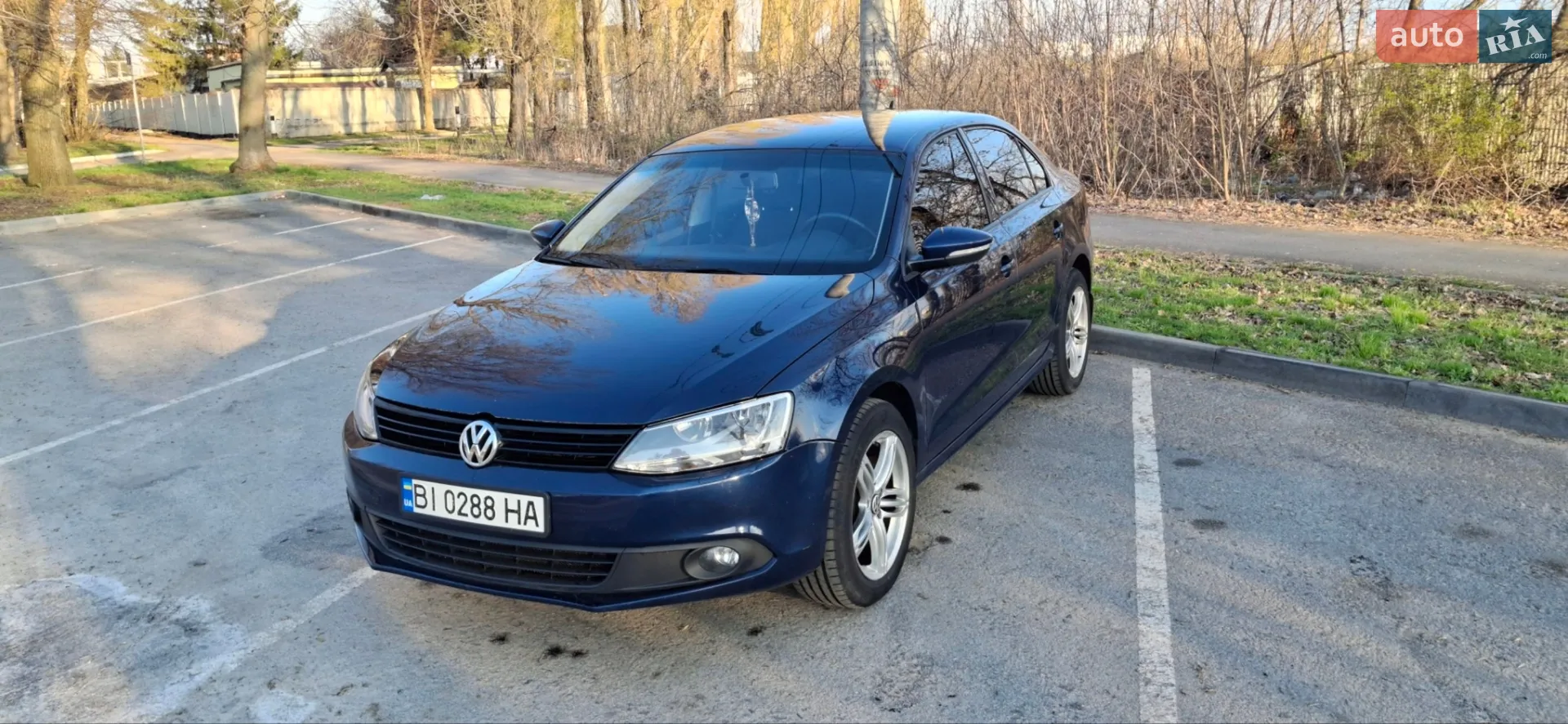 Volkswagen Jetta 2011 — 1