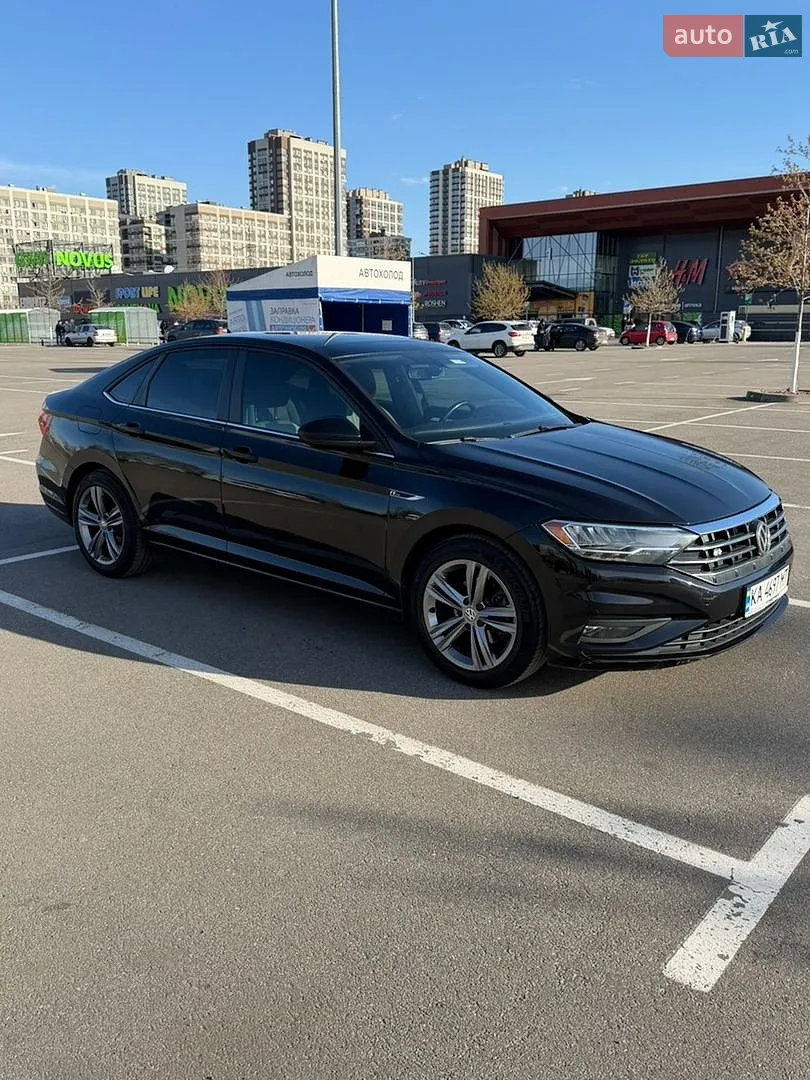 Volkswagen Jetta, 2020