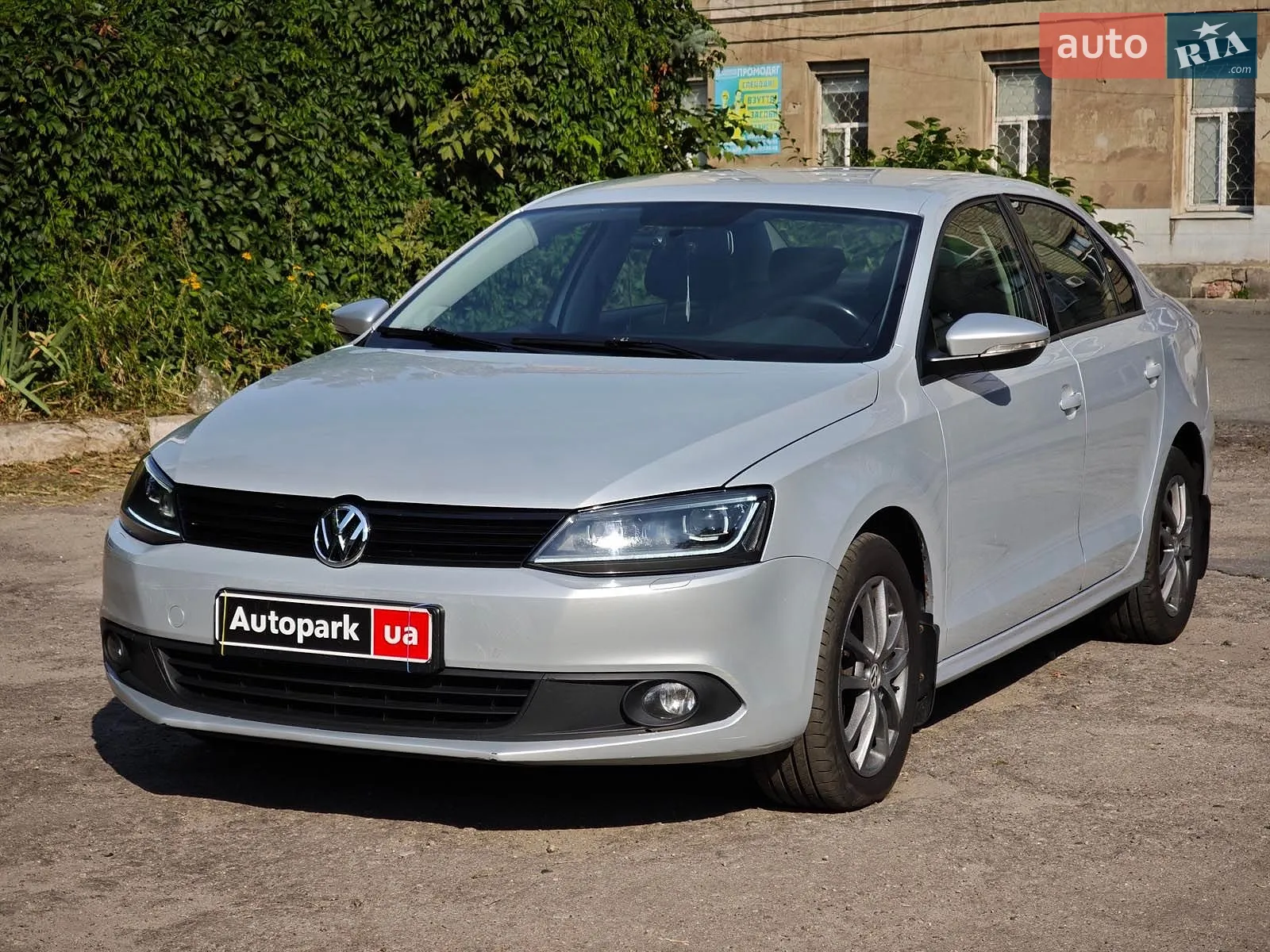Volkswagen Jetta, 2011
