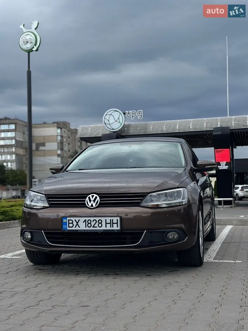 Volkswagen Jetta, 2011