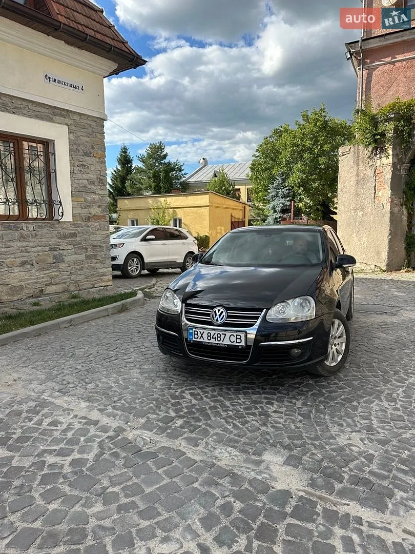 Volkswagen Jetta, 2009