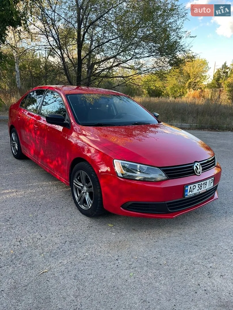 Volkswagen Jetta, 2013