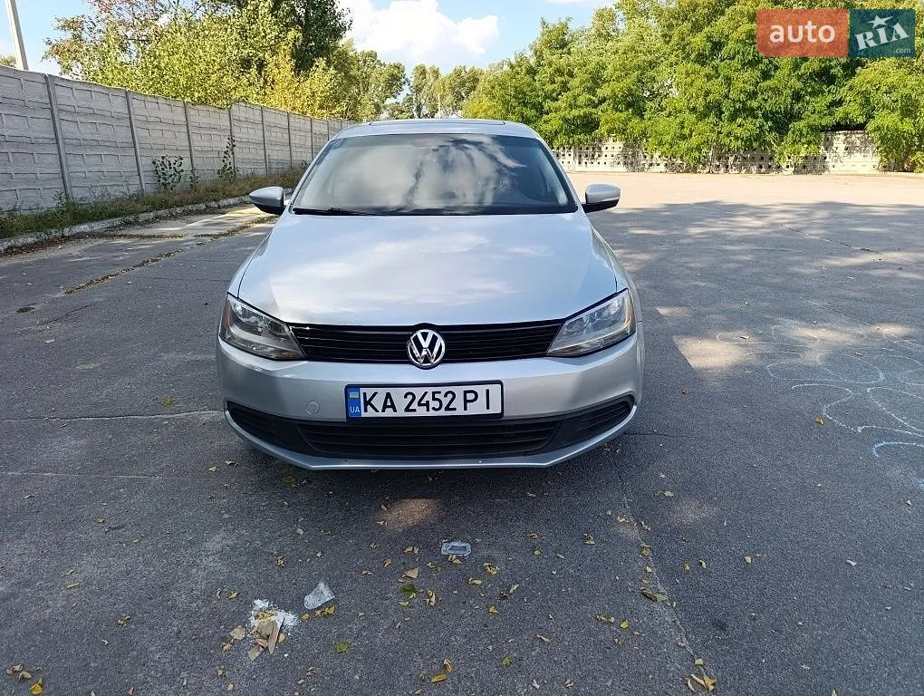 Volkswagen Jetta, 2012
