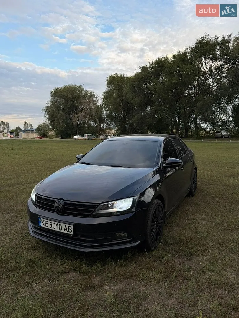 Volkswagen Jetta, 2016